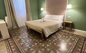 Bed in Spa Palermo